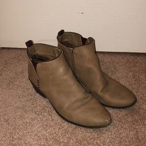 leather ankle boots